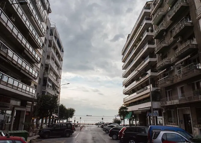 Leiland #colony_white_tower_suite * Θεσσαλονίκη